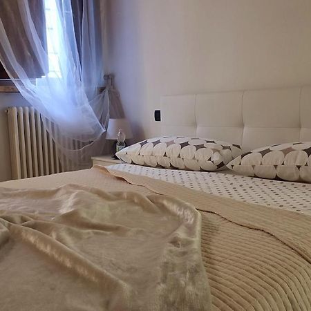 Ca' Degli Sposi Apartment Mantova Luaran gambar